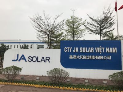 CẤP ĐIỆN, THÍ NGHIỆM VÀ LẮP ĐẶT TẠI CÔNG TY JA SOLAR PV VIỆT NAM - 给越南晶澳太阳能公司供电、测试及安装